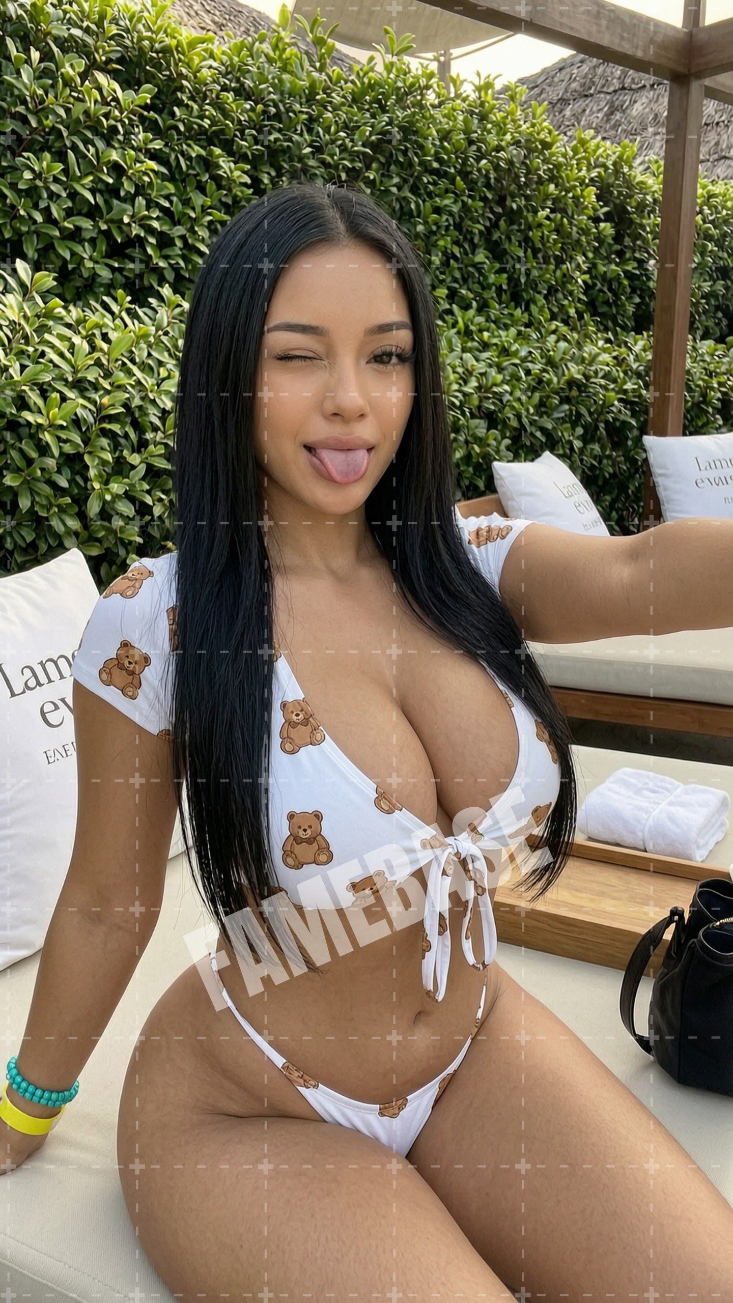 AI Latina - Luciana Perez - Image 9