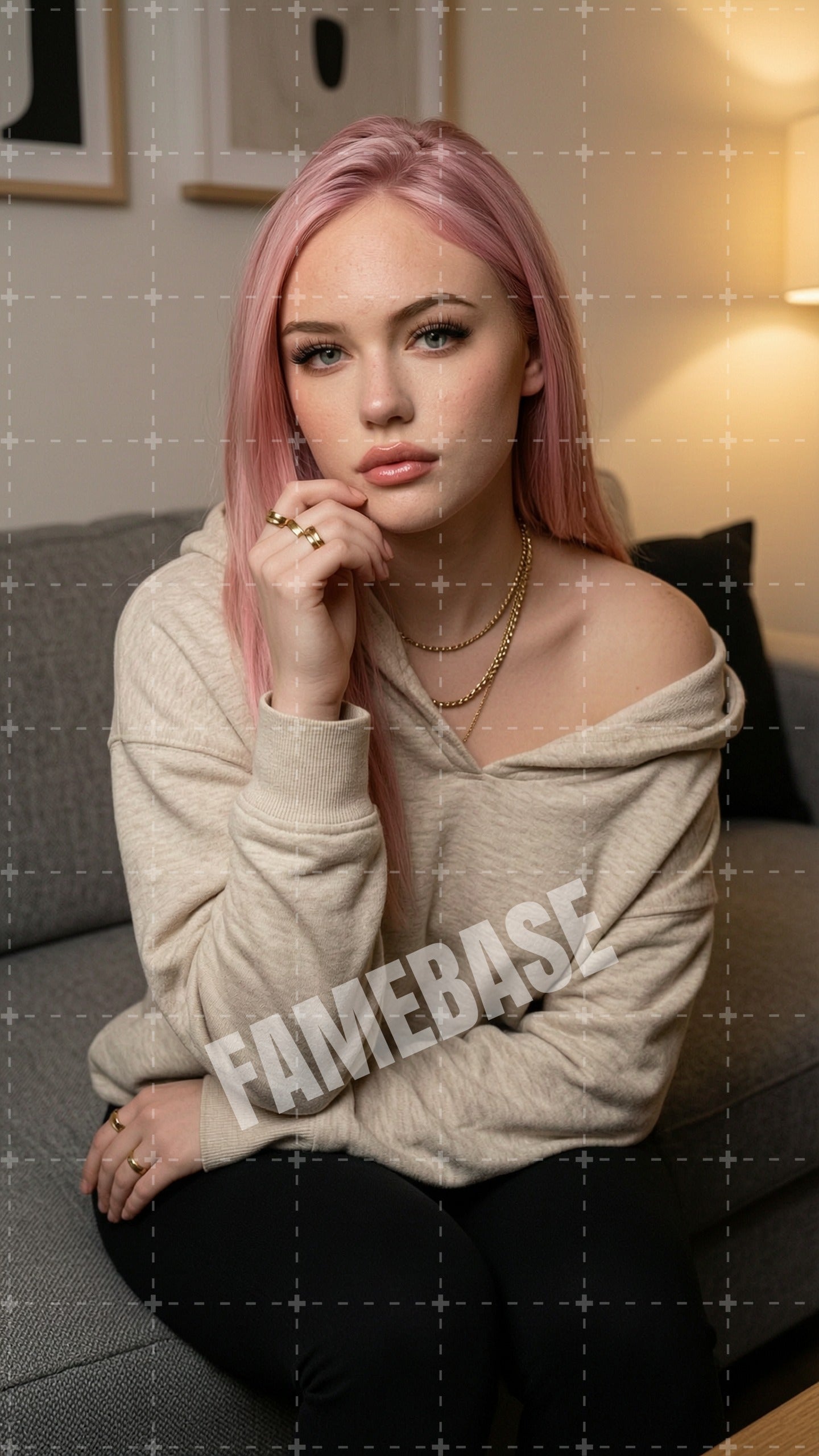 Lainy Dempsey - Image 5