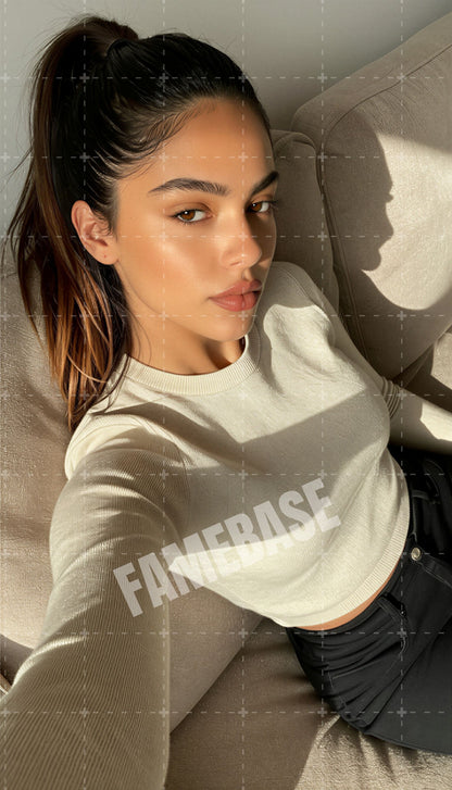 SOLD - Isabel Quispe - Latina Spicy