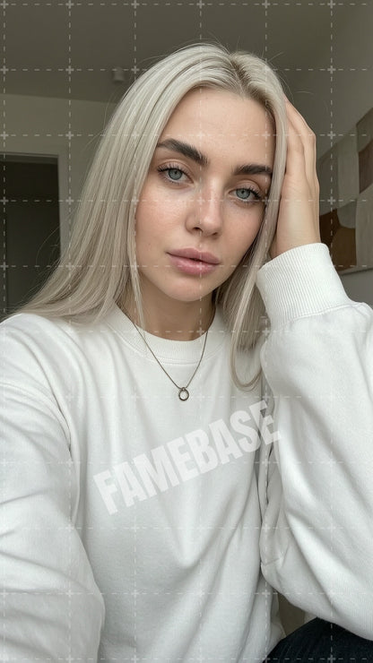 Veronica Nash - Image 4