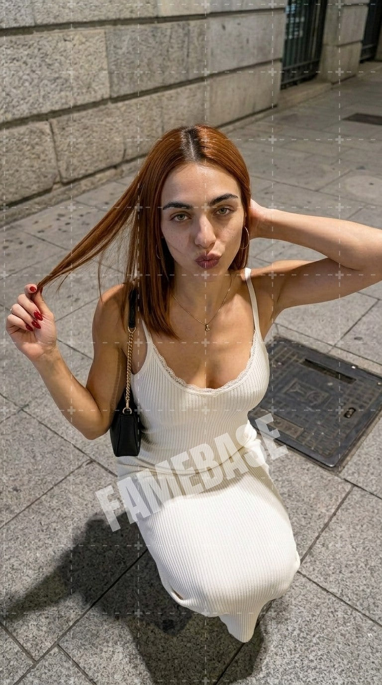 AI Latina - Antonella Rivera - Image 2