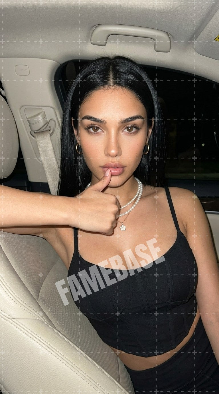 AI Latina - Sofia Lopez - Image 1