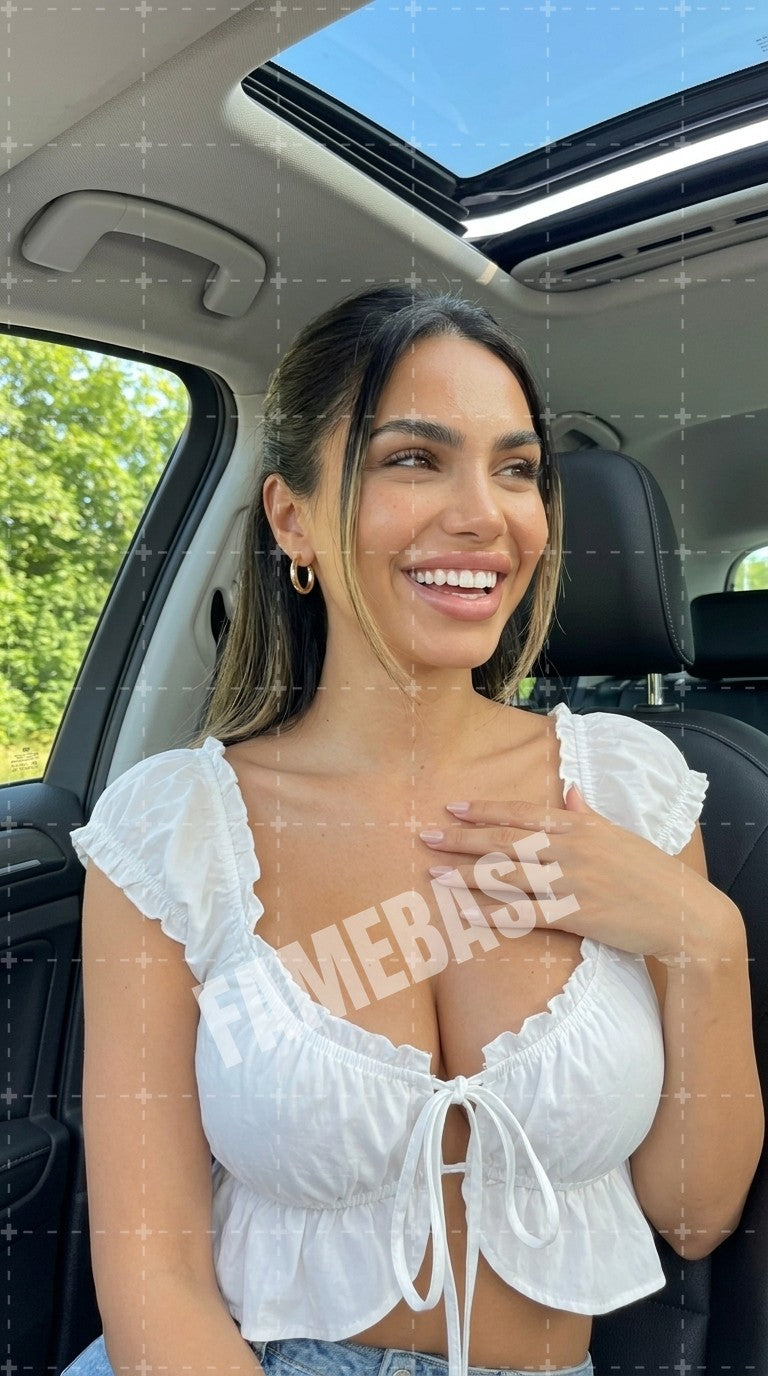 AI Latina - Maria García - Image 8