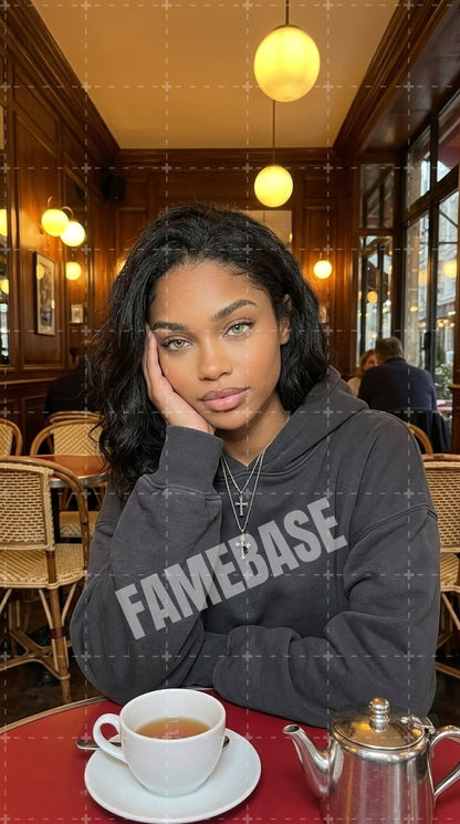 AI Ebony - Jurnee Davis - Image 9
