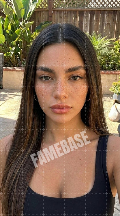 AI Latina - Zara Delgado - Image 2