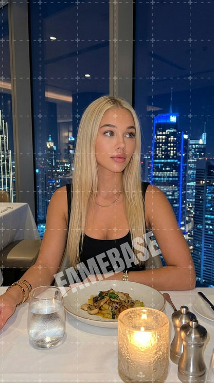 AI Girlfriend	 - Lucy Jay - Image 3