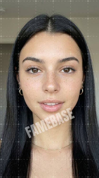AI Curvey - Natalia Oliva - Image 6